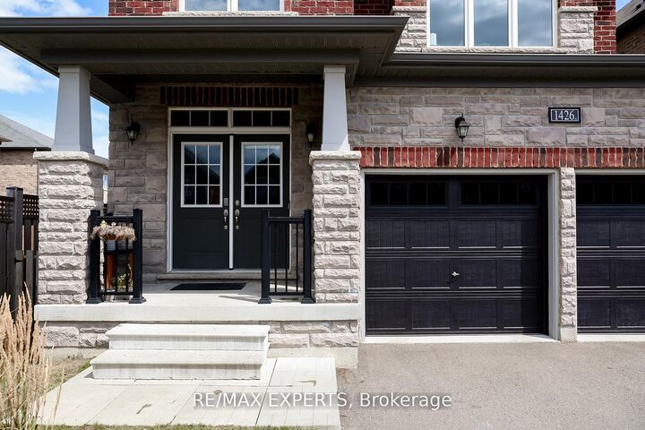 Property Photo:  1426 Farrow Crescent  ON L9S 0L6 