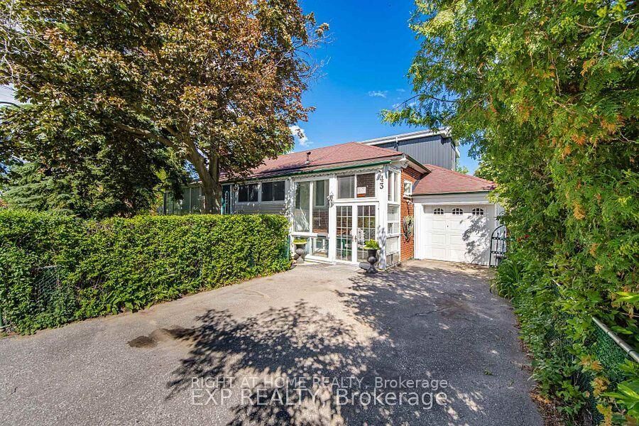 Property Photo: 43 Ridgemoor Avenue Main Floor ON M1N 1M5