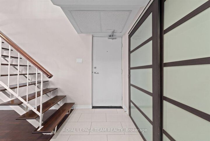 Property Photo:  12 Corkstown Road 201  ON K2H 5B3 