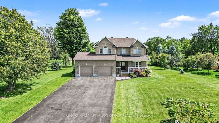 Property Photo:  153 Sophie Street  ON K4K 1K7 