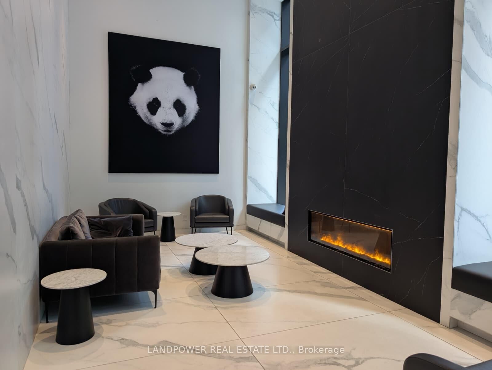 Property Photo:  20 Edward Street 1918  ON M5G 0C5 