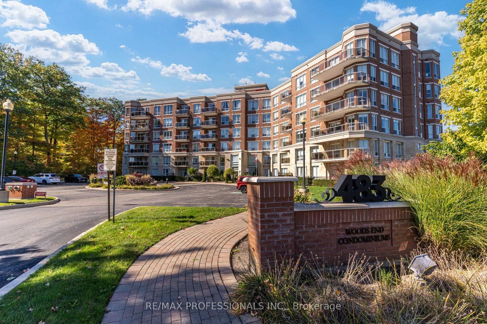 Property Photo:  483 Faith Drive 402  ON L5R 0A1 