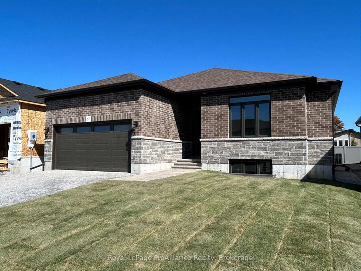 Property Photo:  57 Cottonwood Drive  ON K8N 0J3 