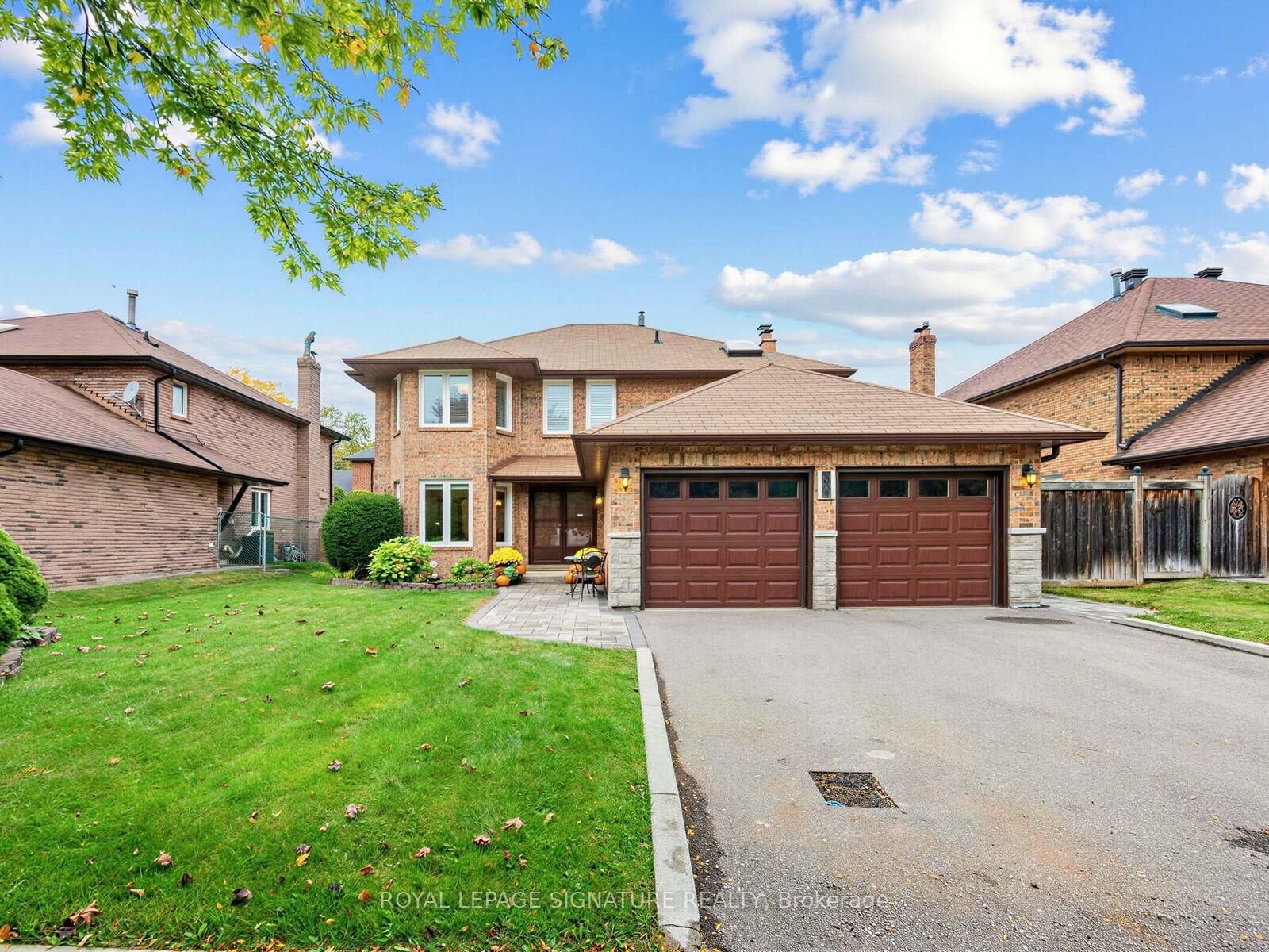Property Photo:  30 Invermarge Drive  ON M1C 3M4 