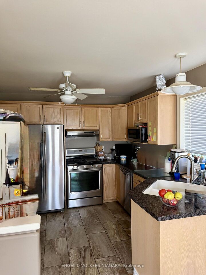 Property Photo:  7714 Cortina Crescent  ON L2H 3B4 