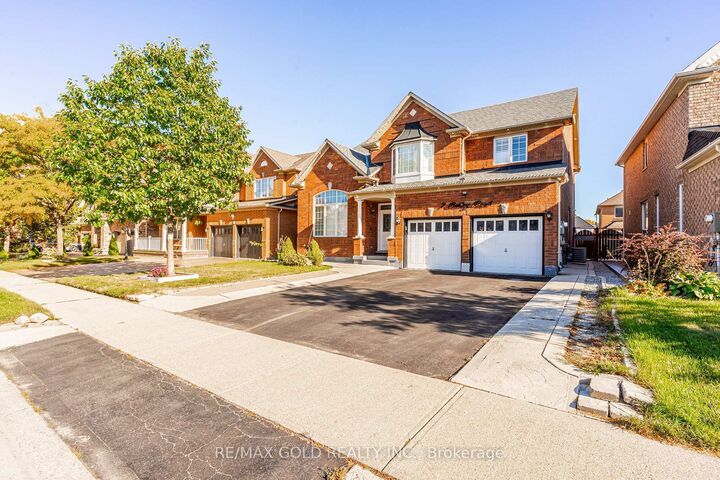 Property Photo:  7 Bettey Road  ON L6P 1S9 