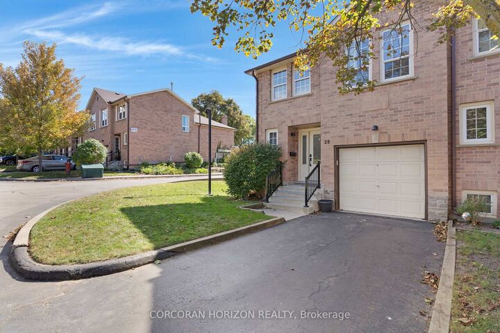 Property Photo: 375 Holiday Inn Drive 28 ON N3C 3P6