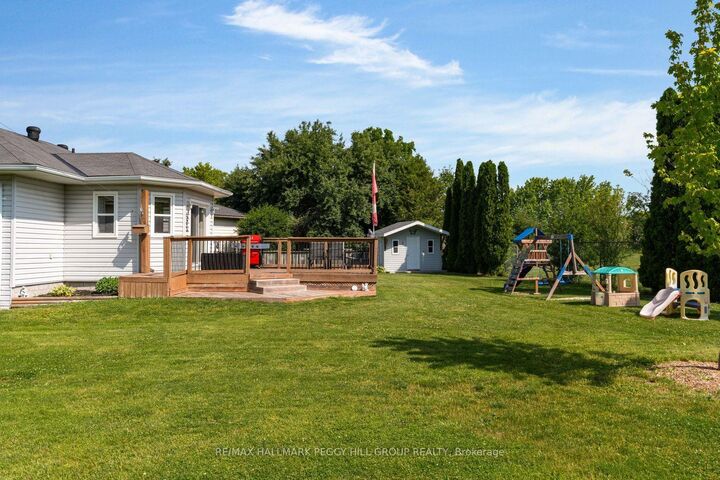 Property Photo: 5 Allan Court ON L0L 1P0
