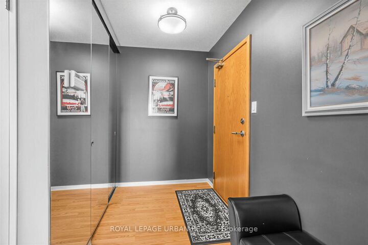 Property Photo:  195 Wynford Drive 1106  ON M3C 3P3 