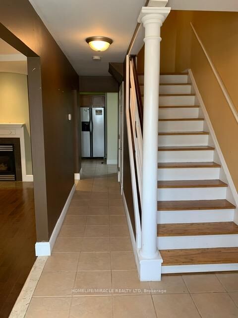 Property Photo: 23 Heatherdale Place ON L9C 6K7