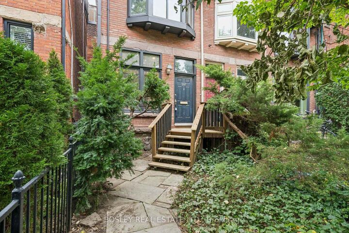 Property Photo:  297 Sumach Street Main  ON M5A 3K4 