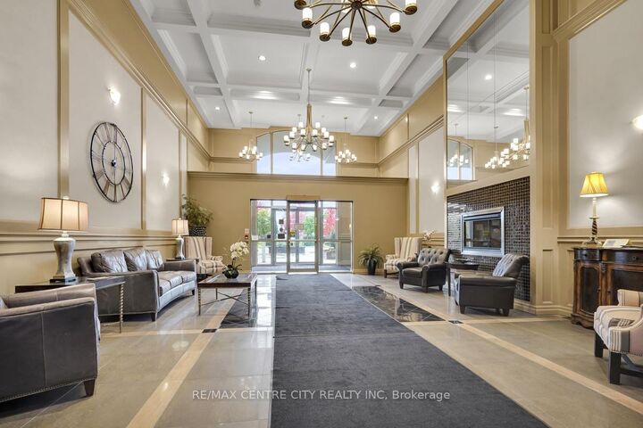 Property Photo:  1030 Coronation Drive 903  ON N6G 0G5 