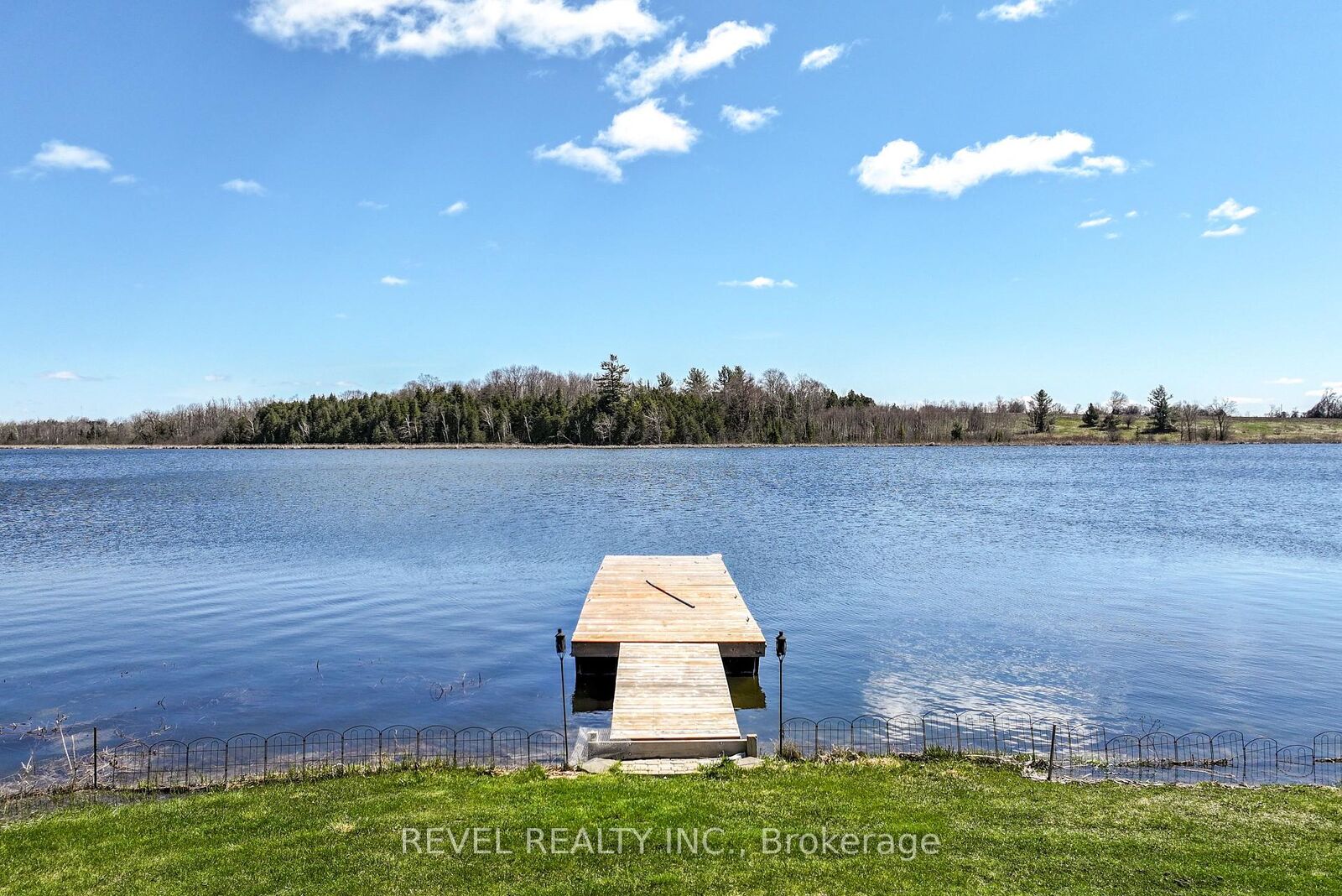 Property Photo:  190 O'Reilly Lane  ON K0M 2C0 