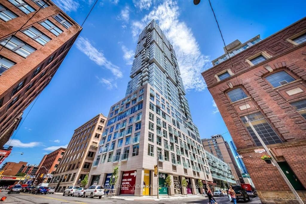 Property Photo:  30 Nelson Street 2205  ON M5V 0H5 