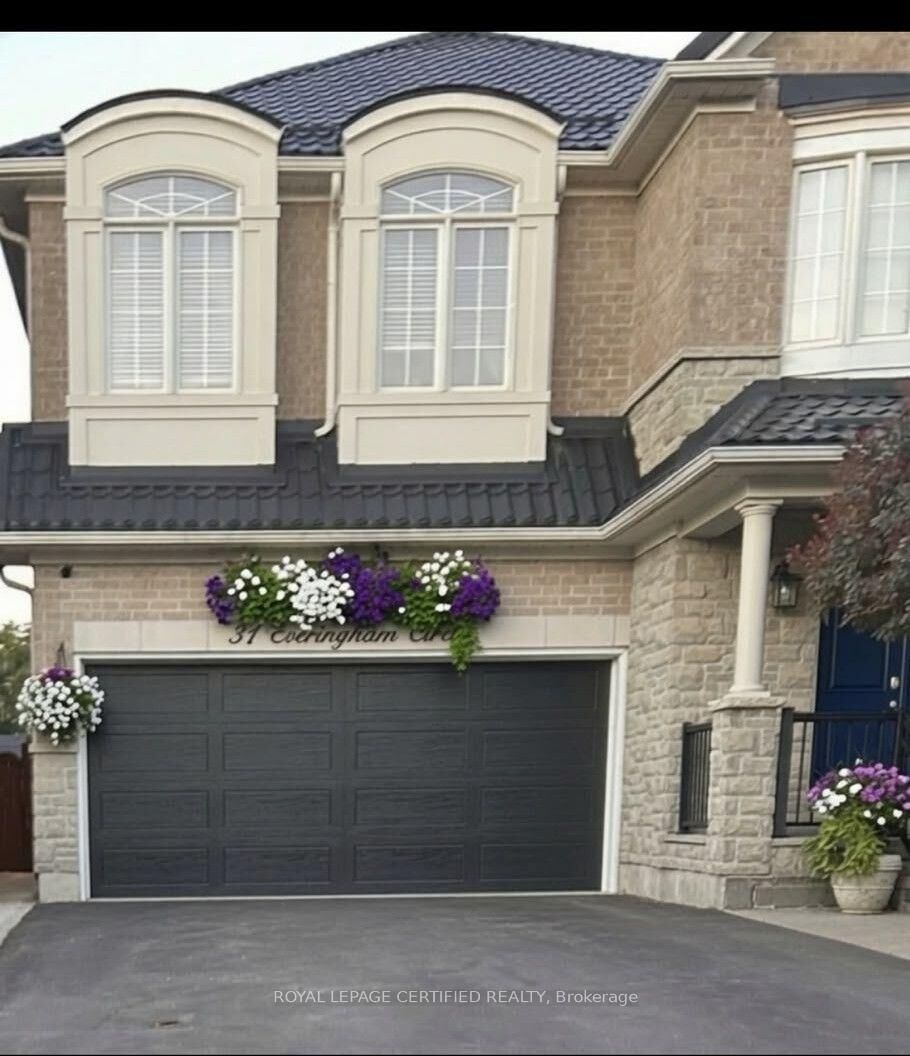 Property Photo:  31 Everingham Circle Bsmt  ON L6R 0R7 