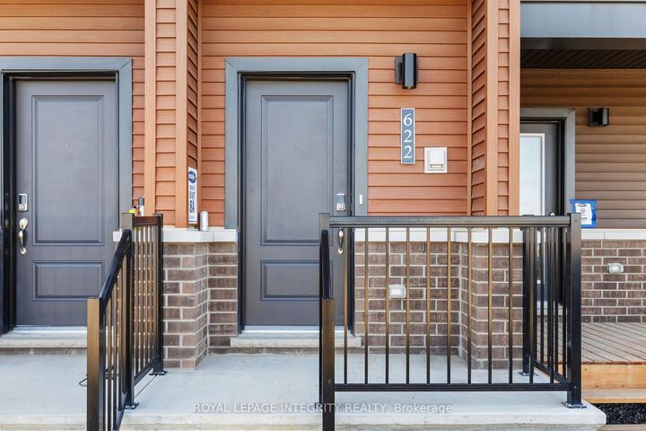 Property Photo:  622 Parnian Private  ON K2J 7K6 