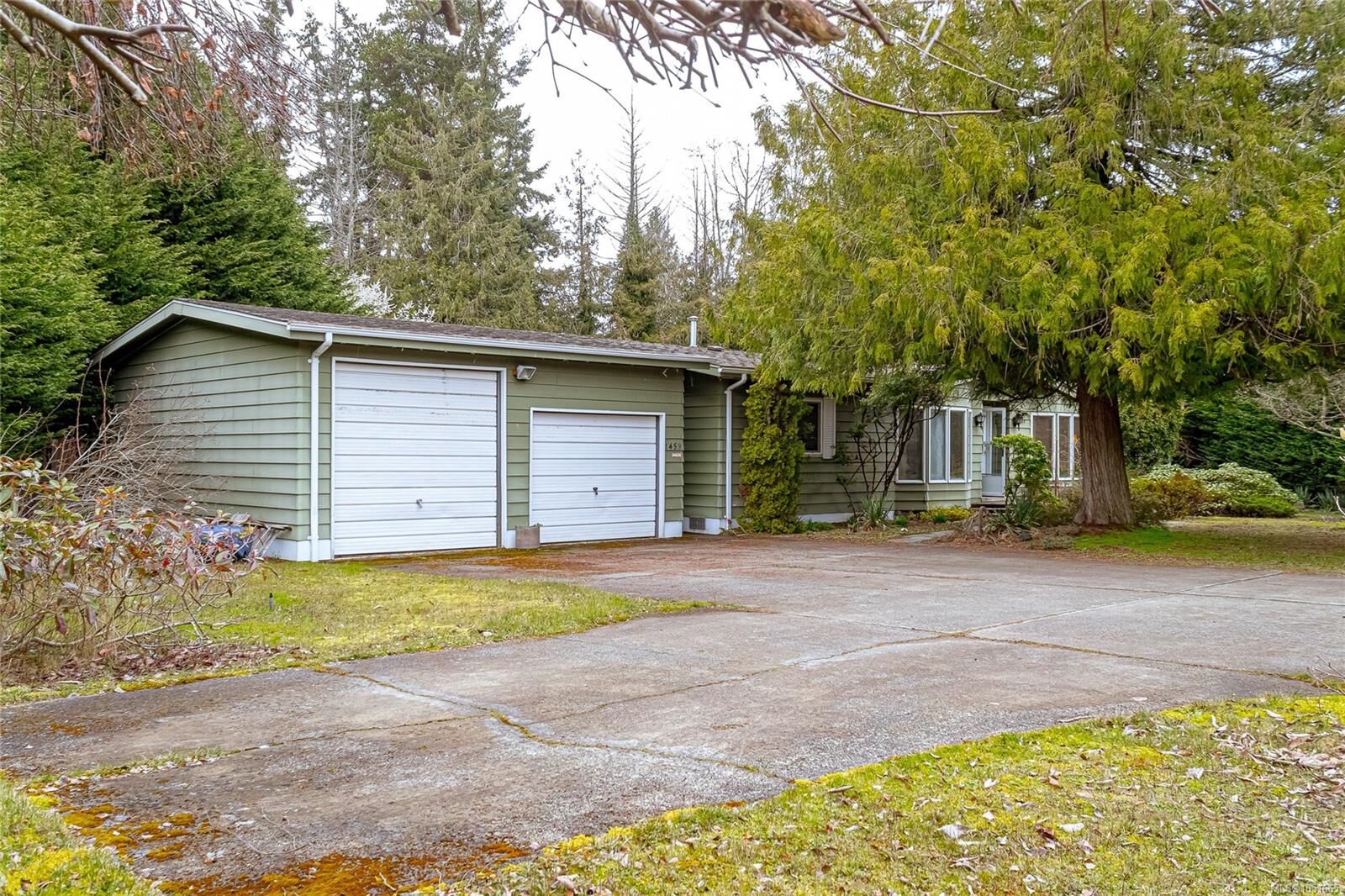 Property Photo:  1459 Sunrise Dr  BC V9P 1X6 