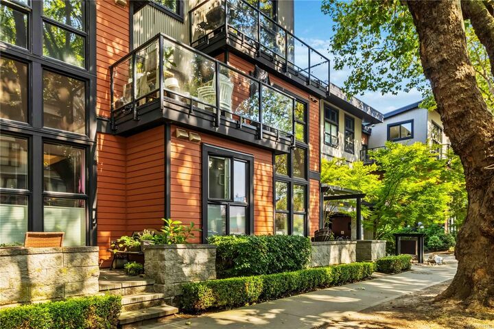 Property Photo:  630 Speed Ave #105  BC V8Z 1A4 