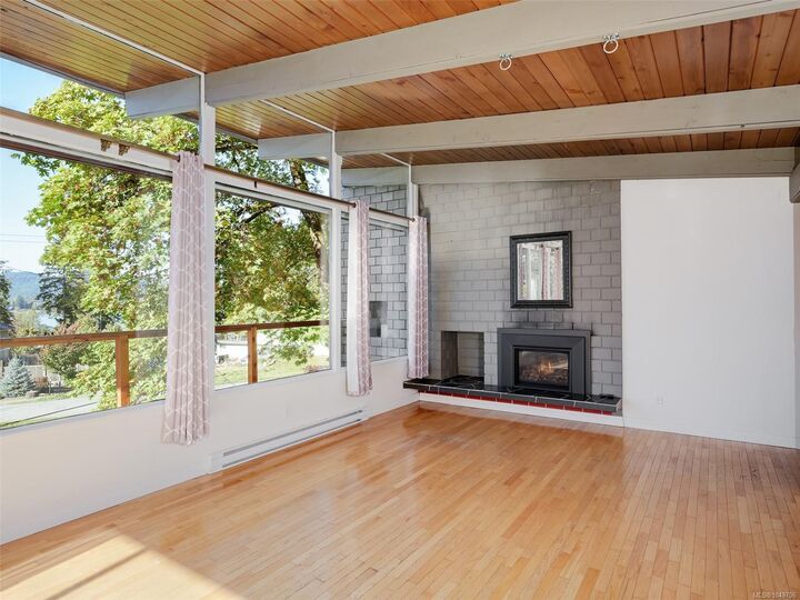 Property Photo:  1648 Grant Rd  BC V9L 5N7 