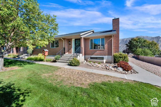 Property Photo: 1808 N Cobblestone Dr W UT 84601