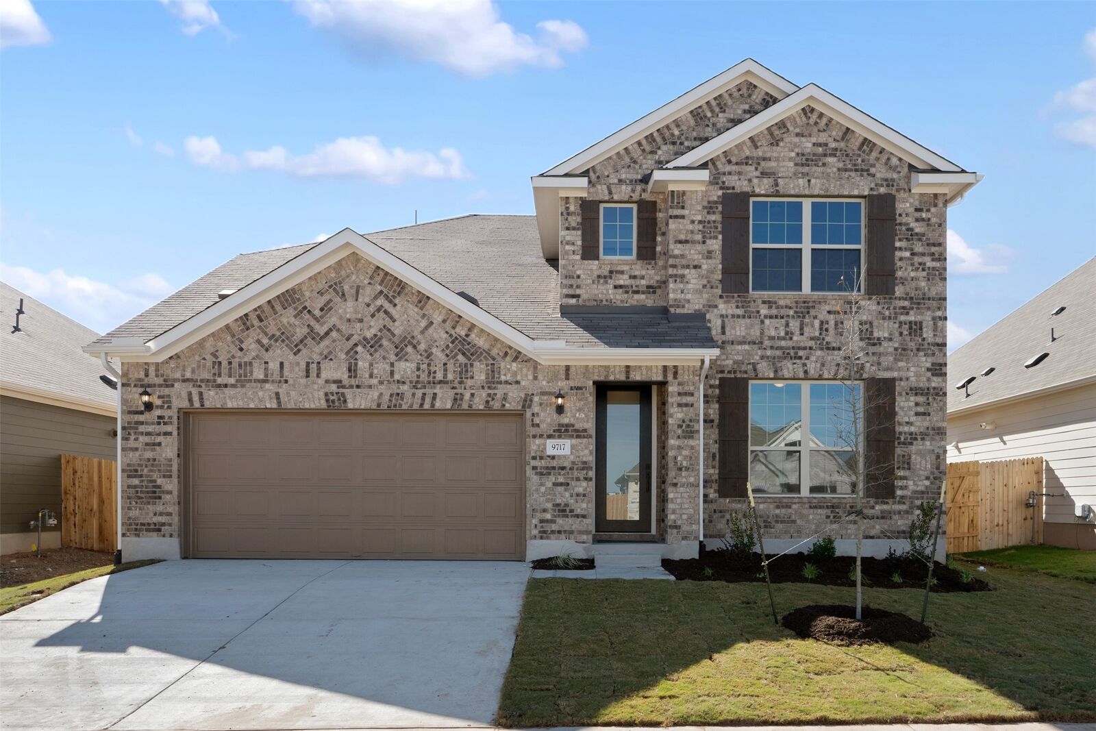 Property Photo:  11405 Lago Leon Street  TX 78653 