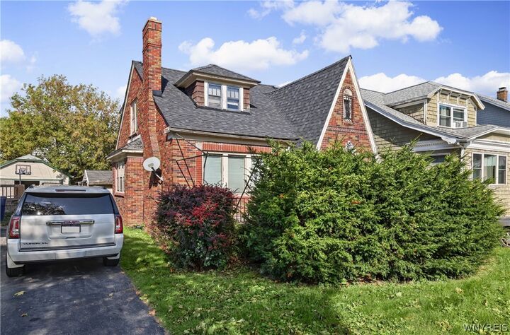 Property Photo:  328 Highgate Avenue  NY 14215 