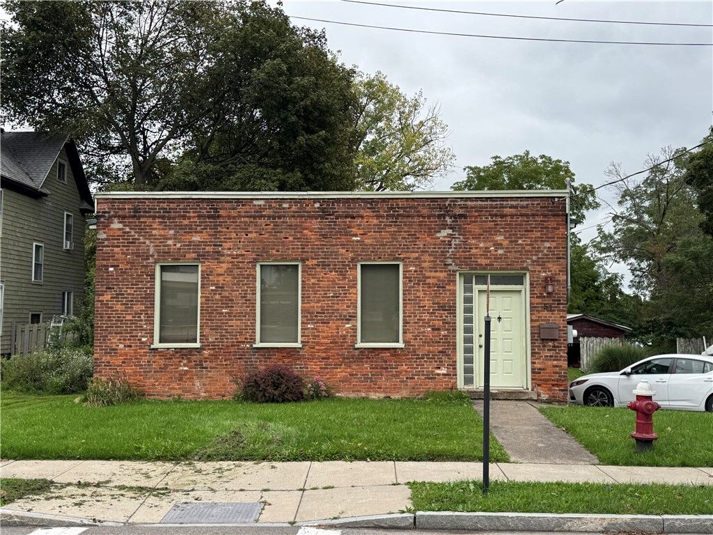 Property Photo:  51 West Street  NY 14456 