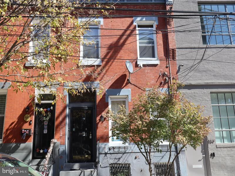 Property Photo: 865 N 28th Street PA 19130