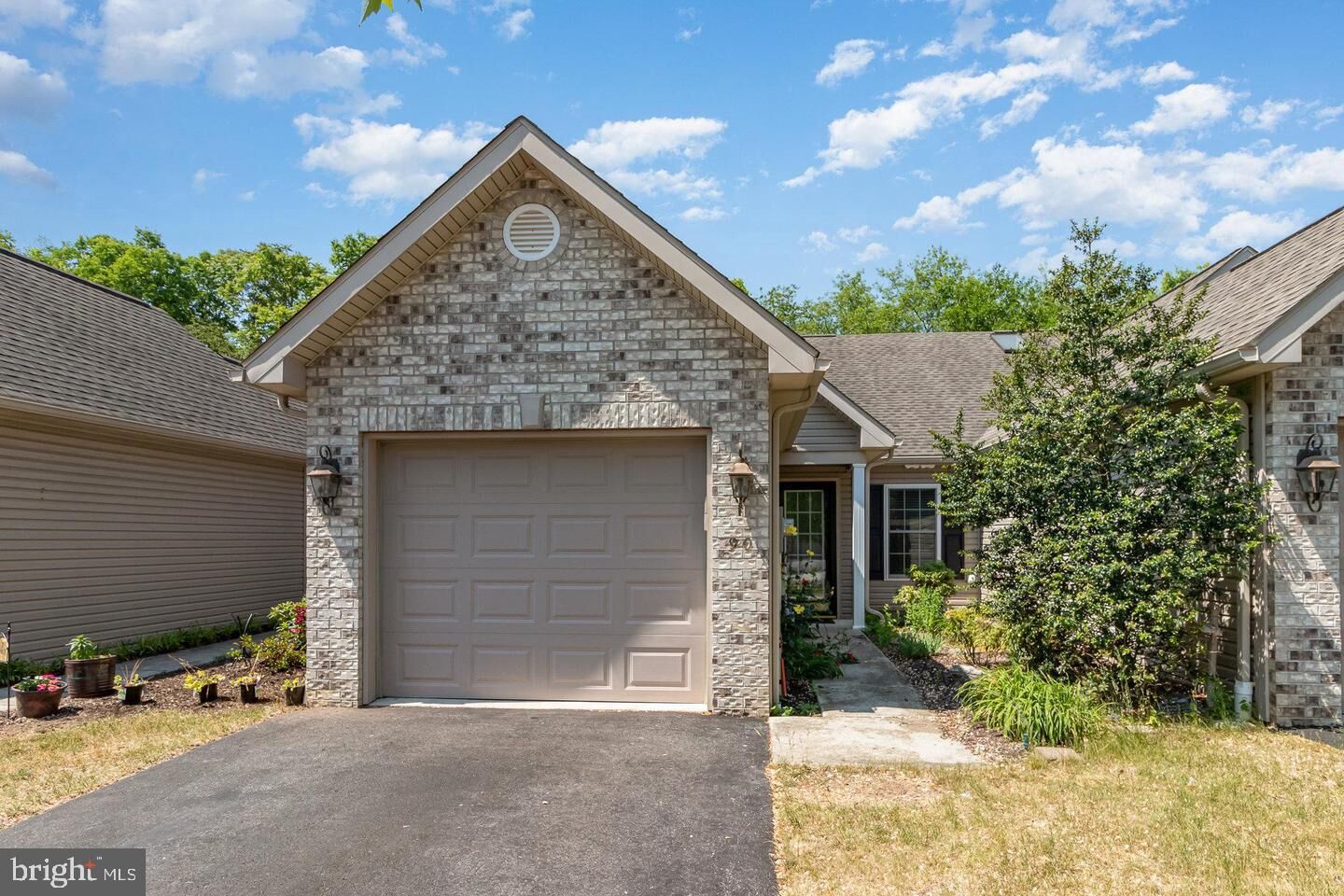 Property Photo:  90 Keswick Drive  PA 17050 