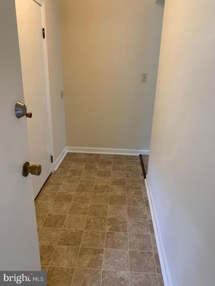 Property Photo:  1605 Charles Street Apt C  VA 22401 