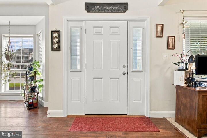 Property Photo:  92 Cottonwood Court  PA 17078 