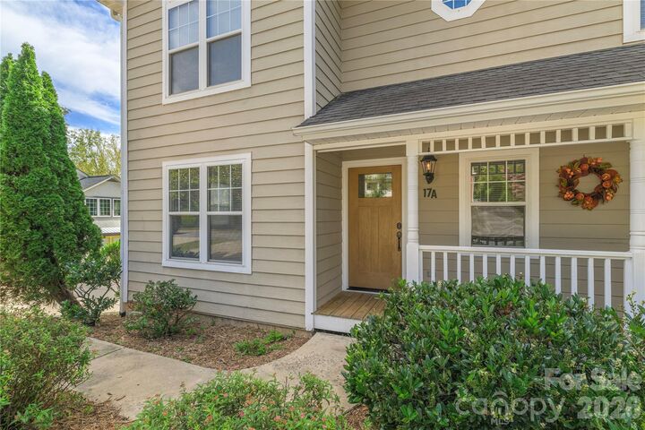 Property Photo:  17 Sheridan Road  NC 28803 