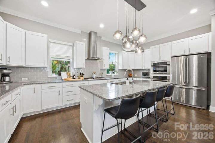 Property Photo: 863 Academy Street NC 28205