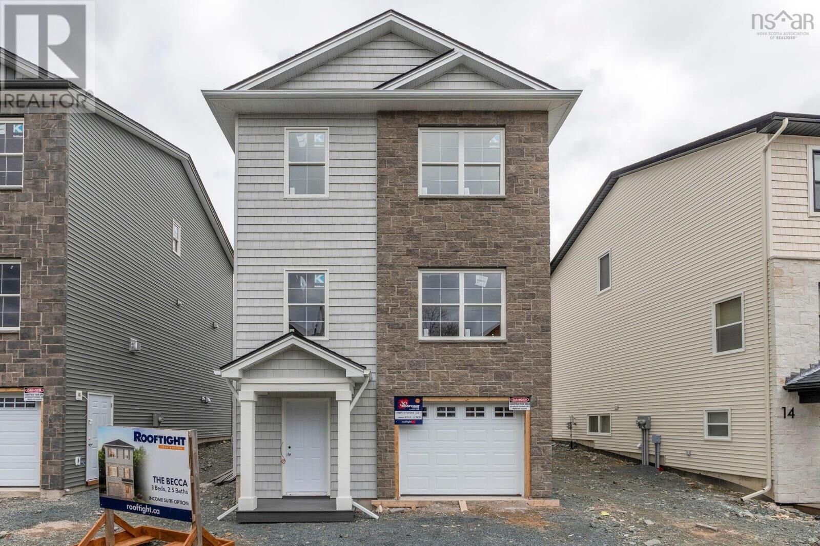 Property Photo:  10 Pearlgarden Close 3  NS B2X 0C2 