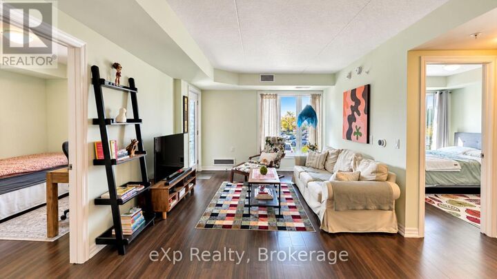 Property Photo:  104 Summit Ridge Drive 108  ON N1E 0R5 