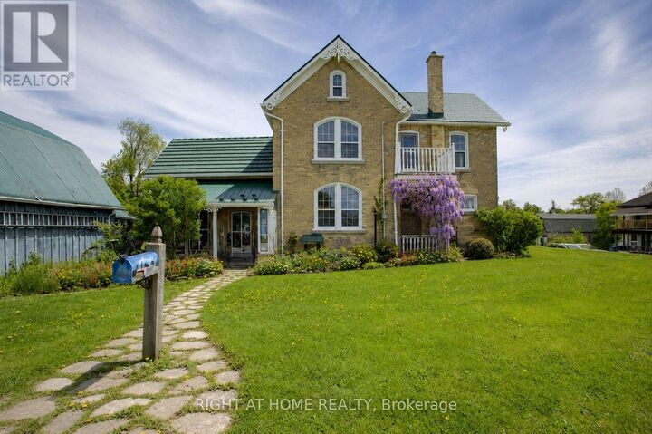 Property Photo:  402 Lambton Street East  ON N0G 1R0 