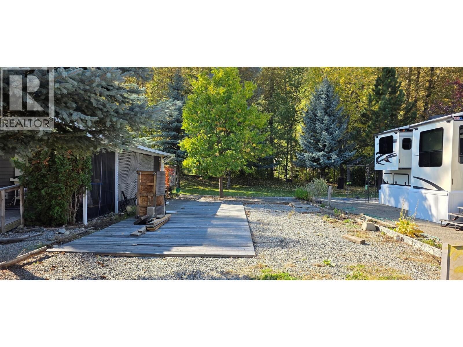 Property Photo:  321 Copper Avenue North 29  BC V0H 1J0 