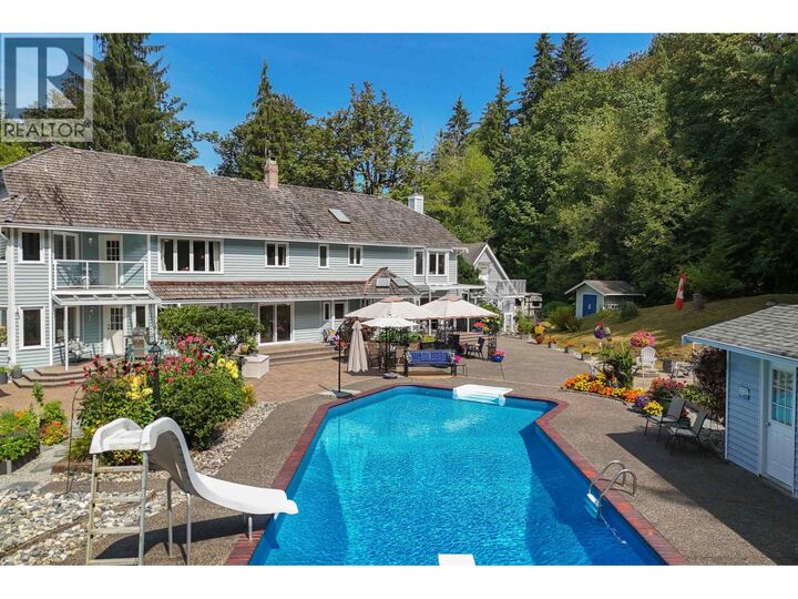 Property Photo:  26070 116 Avenue  BC V4R 1Z6 