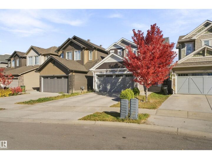 Property Photo:  2819 Duke Cr SW SW  AB T6W 3Y3 