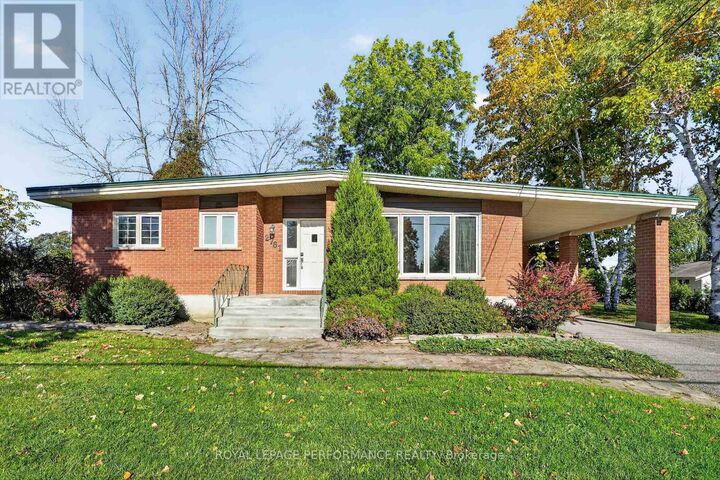 Property Photo:  2761 Ross Avenue  ON K6K 1E6 