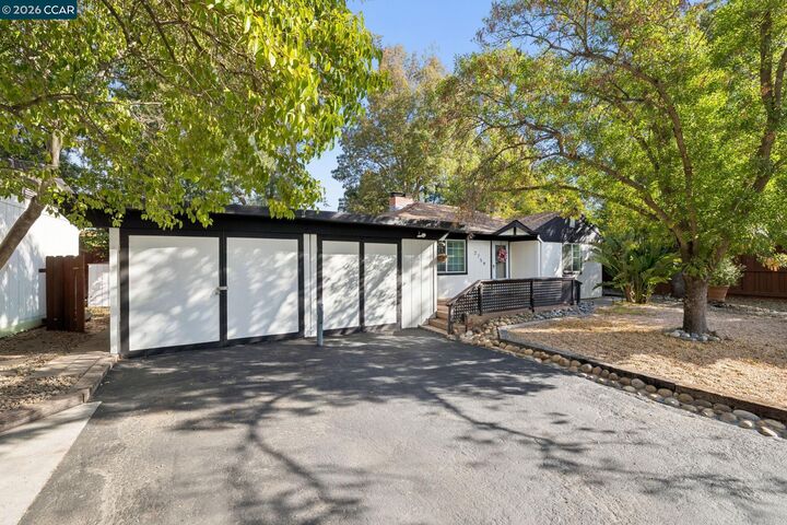 Property Photo:  2759 Warner Ln  CA 94523 