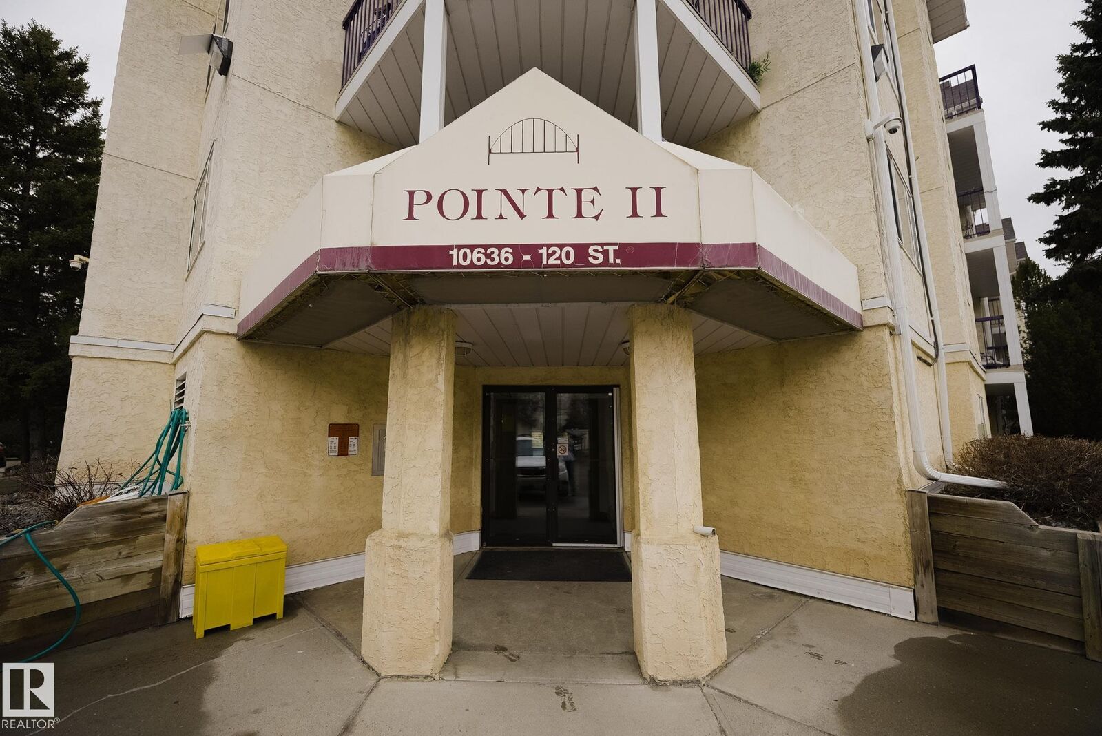 Property Photo:  10636 120 Street NW 142  AB T5H 4L5 