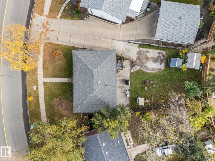Property Photo:  8721 99 Avenue  AB T8L 2Y4 