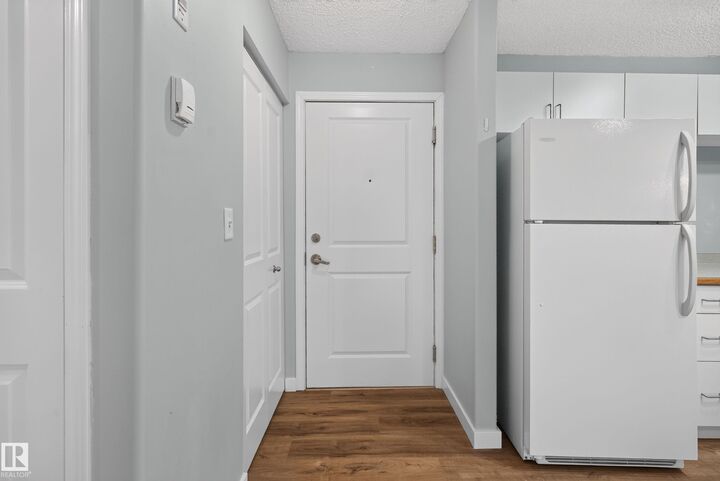 Property Photo:  10535 122 Street NW 118  AB T5N 4B7 