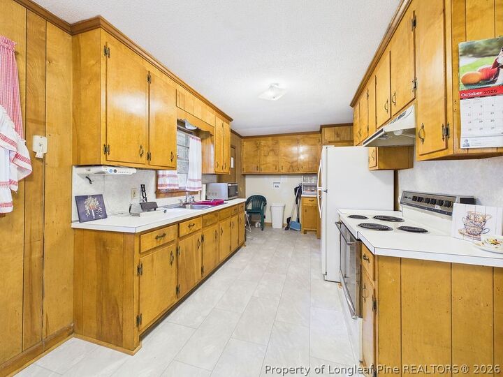 Property Photo: 3117 Kendale Drive NC 27330