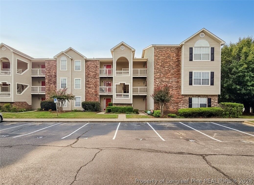 Property Photo:  2705 Preston Woods Lane 4  NC 28304 