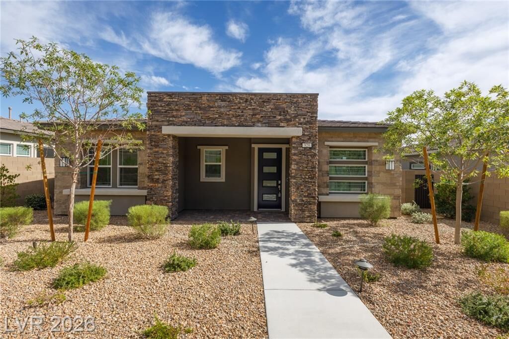 Property Photo:  929 Silverfir Court  NV 89138 