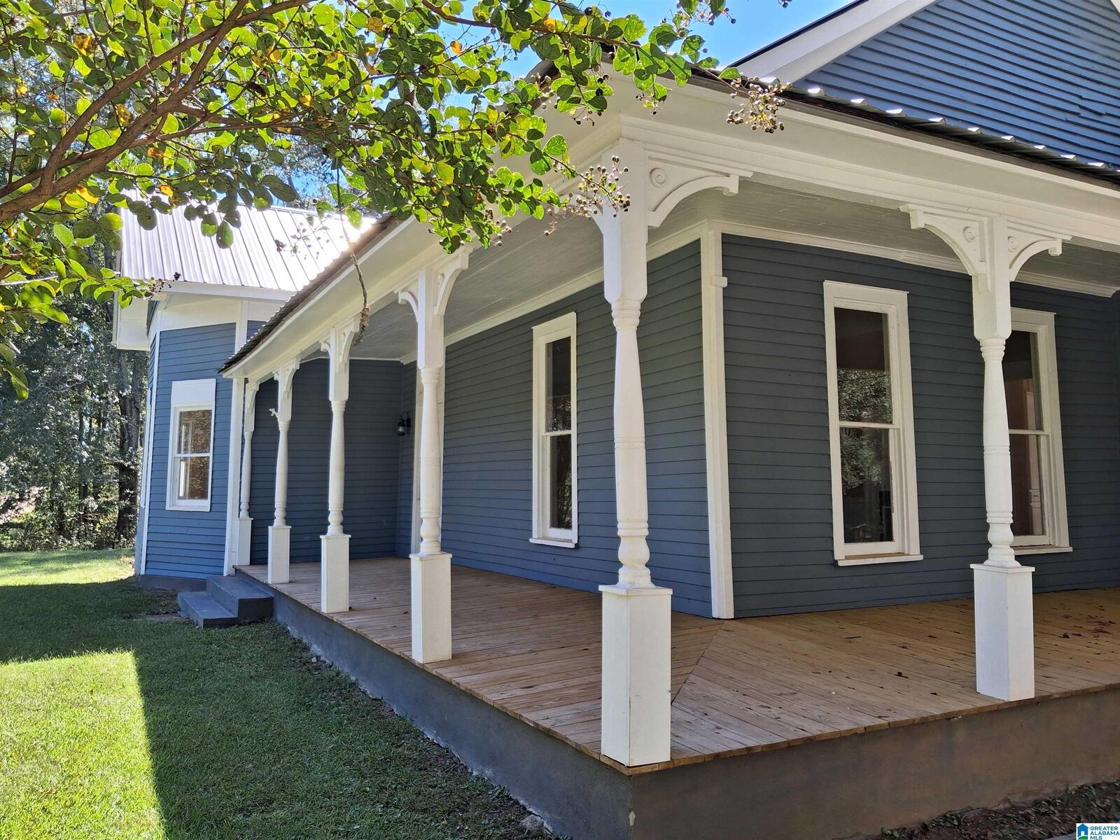 Property Photo:  449 Knowles Avenue  AL 36266 
