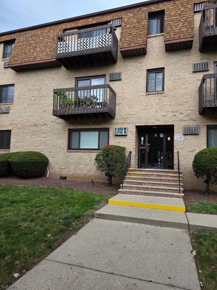 Property Photo: 2 Honiss St 15 A NJ 07109
