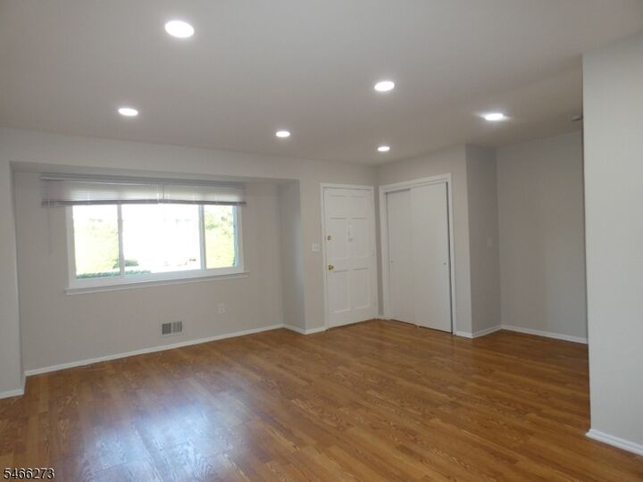 Property Photo: 4 Quincy Circle 4 NJ 08810